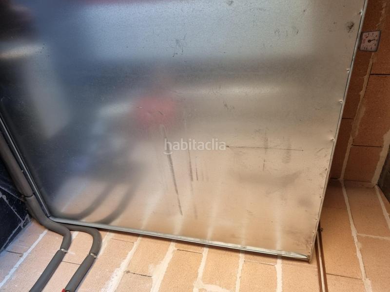 Foto 42b91dff-7b46-4f42-9b21-ba60e3408147. Casa amb calefacció aparcament piscina a Flores de Sil - La Placa Ponferrada