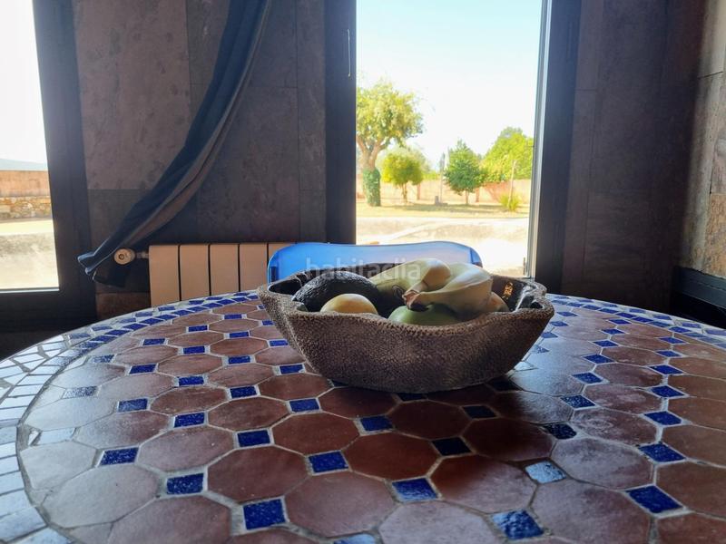 Foto 5f9b7770-336b-41f6-aa37-071c1168753d. Casa amb calefacció aparcament piscina a Flores de Sil - La Placa Ponferrada