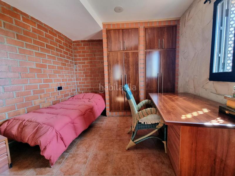 Foto 614fa8cb-a336-4e0c-ac2d-ad26b1f5d023. Casa amb calefacció aparcament piscina a Flores de Sil - La Placa Ponferrada