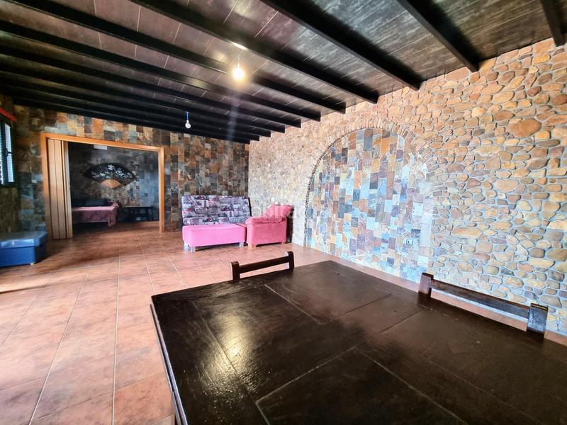 Foto b0512f33-ccbe-419c-84c6-46c70253285e. Casa amb calefacció aparcament piscina a Flores de Sil - La Placa Ponferrada