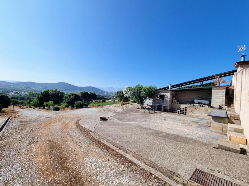 Foto b7f85a35-28ee-4adb-bb4a-10956de9042d. Casa amb calefacció aparcament piscina a Flores de Sil - La Placa Ponferrada