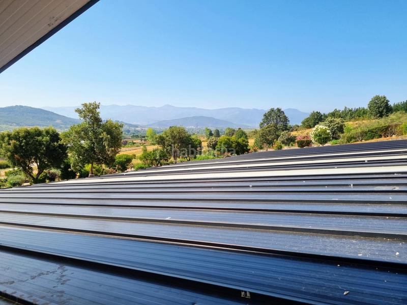 Foto bd97f4ad-9fe3-4312-84ba-de910e9bc5c6. Casa amb calefacció aparcament piscina a Flores de Sil - La Placa Ponferrada