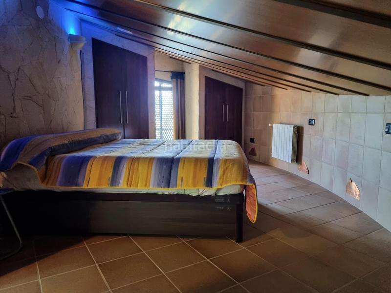 Foto d4d708bc-b1d9-4b3b-99ec-88892ea8fb2c. Casa amb calefacció aparcament piscina a Flores de Sil - La Placa Ponferrada