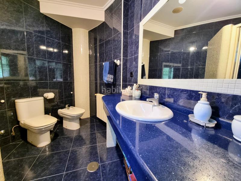 Foto d9bcdd38-8b9b-4188-a2c6-b71244e04a0b. Casa amb calefacció aparcament piscina a Flores de Sil - La Placa Ponferrada