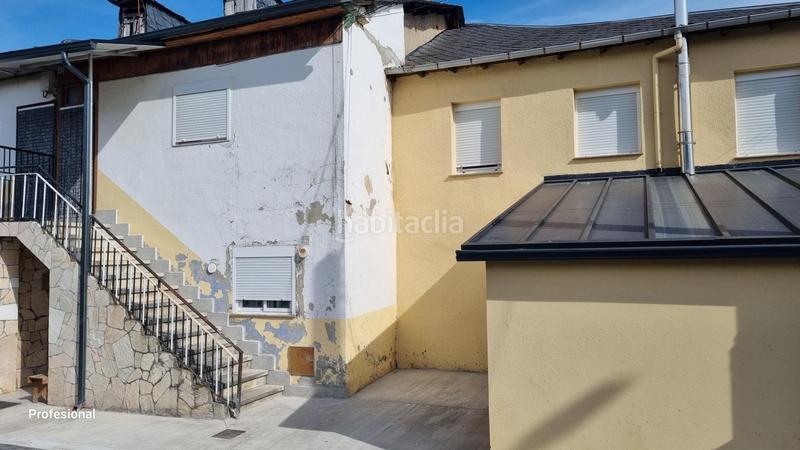 Foto 3d11efc9-0a4d-421d-a1b2-d70edaf852e7. Casa amb calefacció a Villafranca del Bierzo