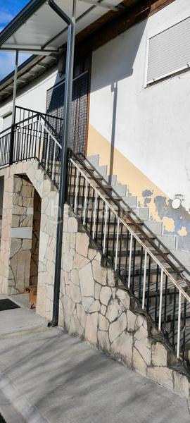 Foto cce86cef-f9f8-4b93-8e87-a5da8e3729dd. Casa amb calefacció a Villafranca del Bierzo