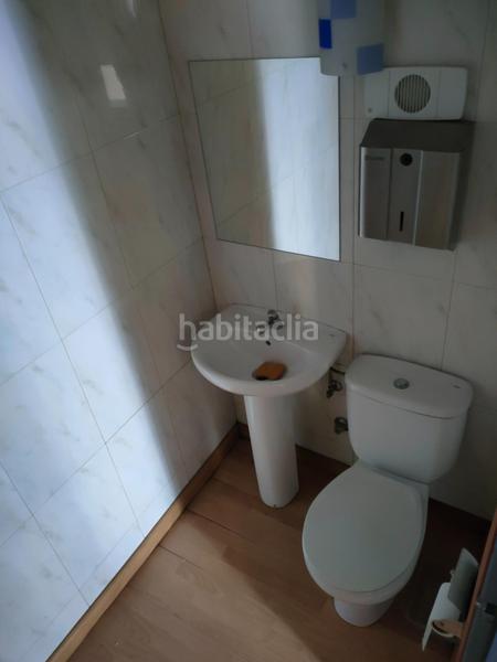 Foto 10394cb7-c8d0-41a8-a7bc-47cf05683b7e. Local comercial a Centro Ponferrada