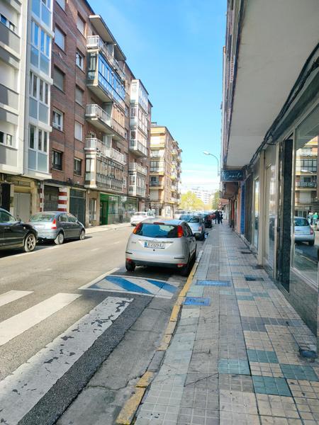 Foto 14f6b050-2283-4b0f-8f6b-5fe9a9448595. Local comercial a Centro Ponferrada