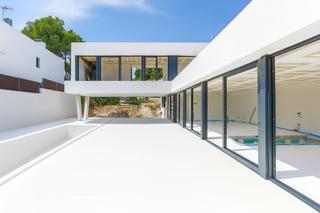 Casa en Mas Alba. Exclusiva villa moderna con vistas panorámicas – a solo 5 minuto