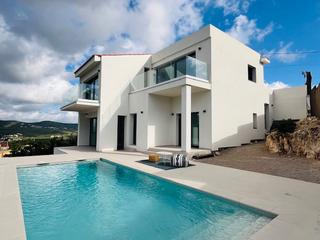 Chalet en Olivella. Preciosa villa de nueva construcción con vistas despegadas a las