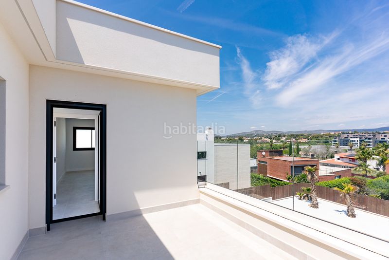 Foto aee2f666-f4de-4a5d-888f-08e791042492. Xalet amb calefacció aparcament piscina a Can Girona - Terramar - Vinyet Sitges