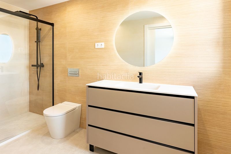 Foto f781c252-f3ab-4a8b-87cc-5e78b5856373. Xalet amb calefacció aparcament piscina a Can Girona - Terramar - Vinyet Sitges