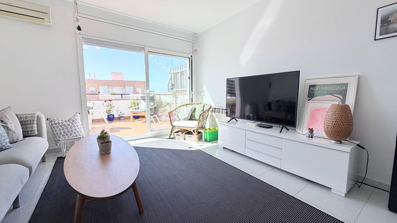 Foto 28d0fb8a-5037-4aa0-8926-8e156b89b522. Penthouse with heating in Els Molins - Pins Vens Sitges