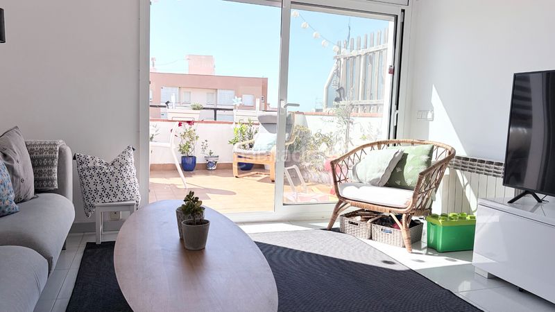 Foto e0288a0a-6ce7-4f34-9ac9-fa98bb3d4890. Penthouse with heating in Els Molins - Pins Vens Sitges