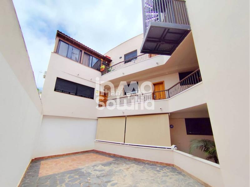 Foto ef87ca0c-1b5f-4aa9-8179-2d016efe837a. Piso estudio en el casco en Casco Urbano Adeje