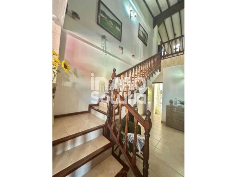 Foto a43b486f-e283-41b8-812d-e4a7d21d0483. Casa amb aparcament a Valsequillo de Gran Canaria