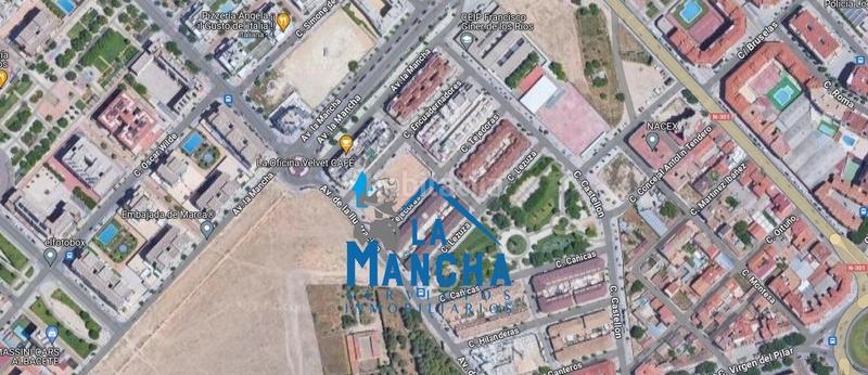 Foto dfd903df-cb80-4182-99e9-10ac299259dd. Aparcament cotxe a Imaginalia - Llanos del Águila Albacete