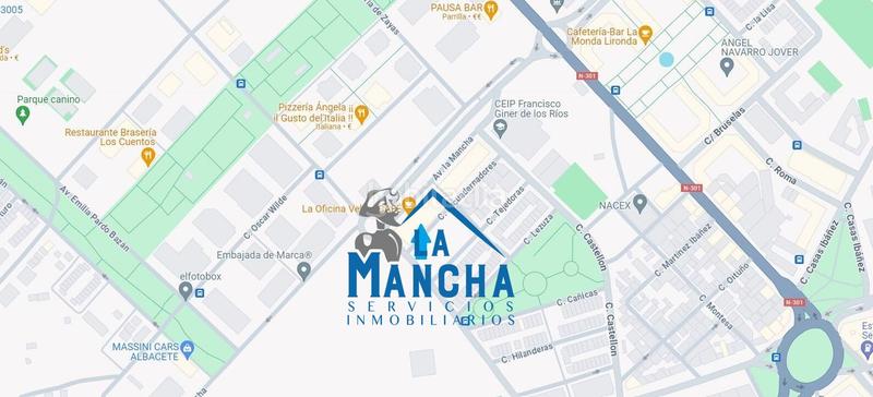 Foto e2da1750-881f-404e-afae-f9a7bc42db6d. Aparcament cotxe a Imaginalia - Llanos del Águila Albacete