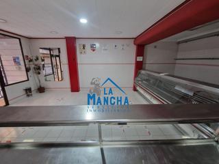 Lloguer Local Comercial a Fátima. Inmobiliaria la mancha alquila local comercial en zona feria