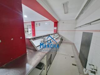 Lloguer Local Comercial a Fátima. Inmobiliaria la mancha alquila con opcion a compra local comerci