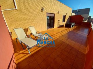 Ático  Calle poniente. Inmobiliaria la mancha vende ático en zona fiesta del árbol