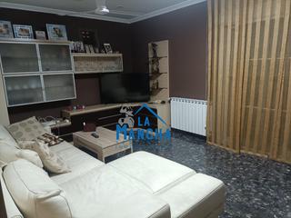 Piso  Calle bruselas. Inmobiliaria la mancha vende piso con piscina en zona llanos del