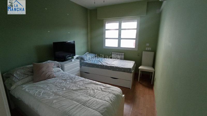 Foto 13363767-5ed6-40ce-980a-d85c20cb1a45. Casa adossada amb calefacció aparcament piscina a Albacete