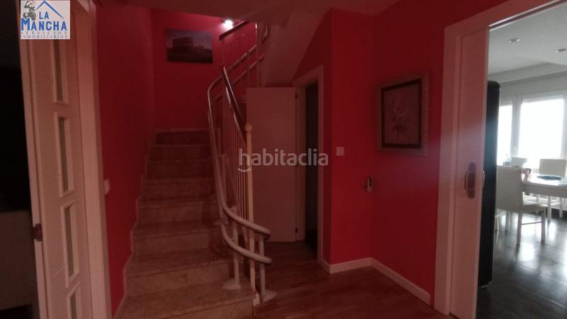 Foto 799a7ea7-da78-4350-99cc-46e1df1cde77. Casa adossada amb calefacció aparcament piscina a Albacete