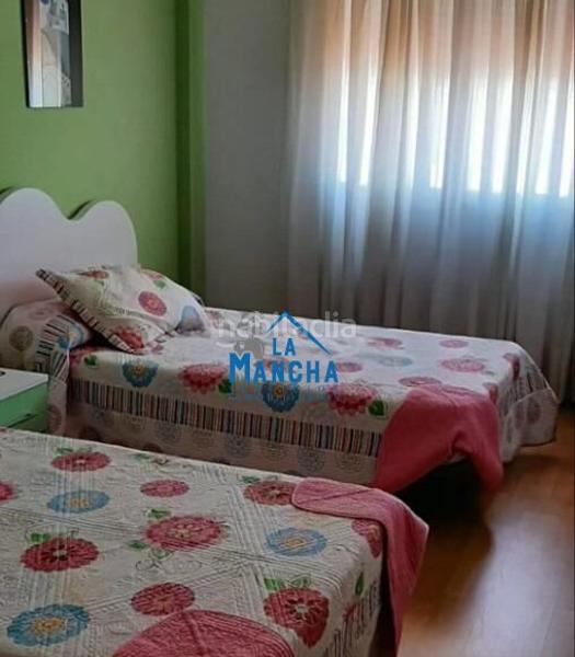 Foto 95b95903-75e3-466f-be3c-2f3f9d9a4e8b. Maison jumelée avec chauffage parking dans Pozohondo