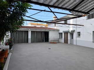 Casa a Valdeganga. 210.000 inmobiliaria la mancha vende casa en valdeganga.