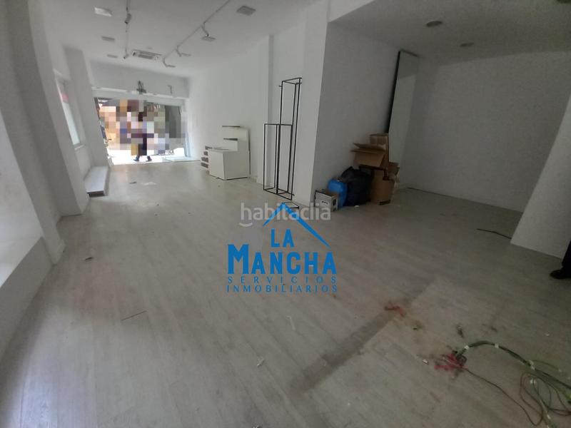 Foto 2972a400-9016-4242-bb85-1886e0890e73. Alquiler local comercial refy092. inmobiliaria la mancha alquila local comercial en pleno Centro . en Albacete