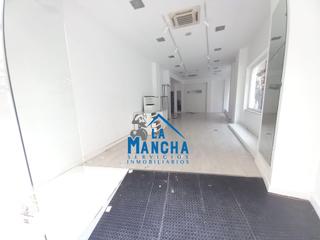Location Local commercial  Calle mayor. Refy092. inmobiliaria la mancha alquila local comercial en pleno