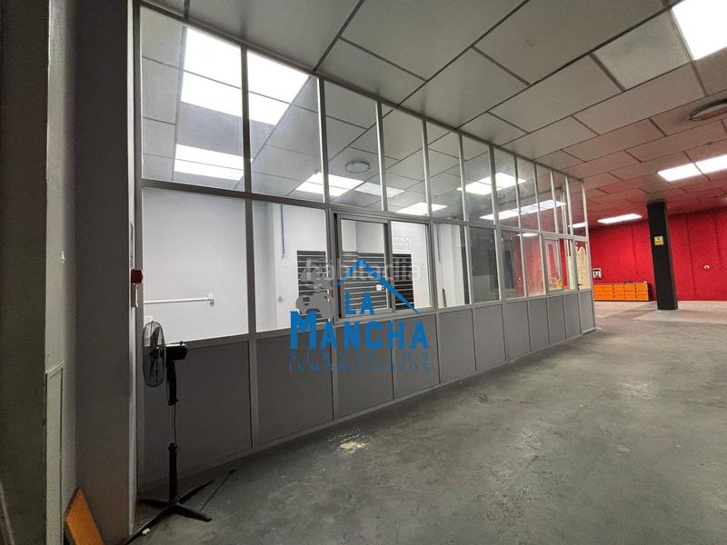 Foto 22a7b8be-4014-4d69-a10c-adaea1bf5004. Alquiler local comercial inmobiliaria la mancha alquila local comercial en barrio San Pablo en Albacete