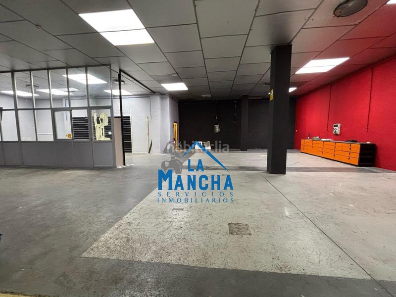 Foto 3102e097-50c7-4ee7-b810-b73f5e039e8b. Alquiler local comercial inmobiliaria la mancha alquila local comercial en barrio San Pablo en Albacete