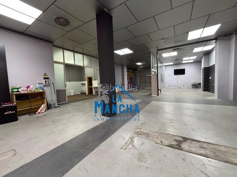 Foto 67e09ee7-6ece-495a-8c24-ff3e50b71f26. Alquiler local comercial inmobiliaria la mancha alquila local comercial en barrio San Pablo en Albacete