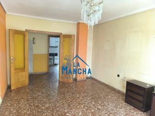 Appartement  Calle garcia mas. Inmobiliaria la mancha vende piso en zona feriaplaza de toros de
