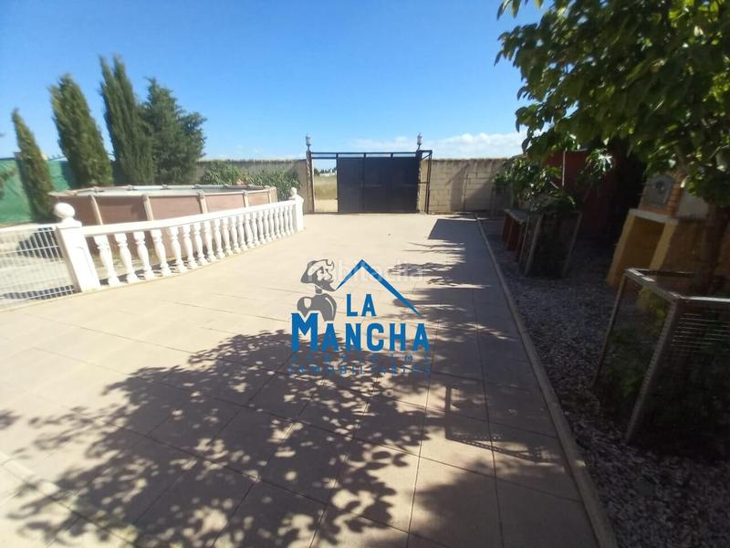 Foto fe035757-a4ba-4837-9d40-f3b67a6c19f7. Xalet amb calefacció aparcament piscina a Pedanías - Extrarradio Albacete