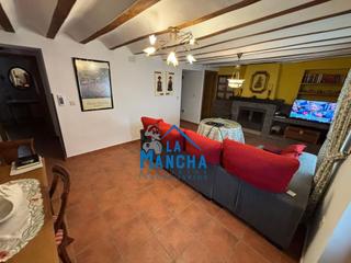 Casa  Calle victoria. Inmobiliaria la mancha vende casa reformada en argamason albacet