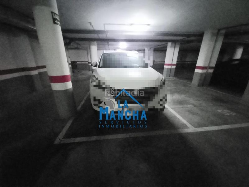 Foto 0539f952-7599-4e43-9111-20365b48e8aa. Aparcament cotxe a Imaginalia - Llanos del Águila Albacete