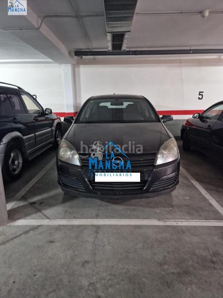 Foto 16d4e8a2-0d02-4df3-98ed-4fe4491929cf. Aparcament cotxe a Imaginalia - Llanos del Águila Albacete