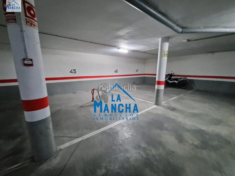 Foto 3f91648a-83c0-4e94-a37f-36c539bd53d0. Aparcament cotxe a Imaginalia - Llanos del Águila Albacete