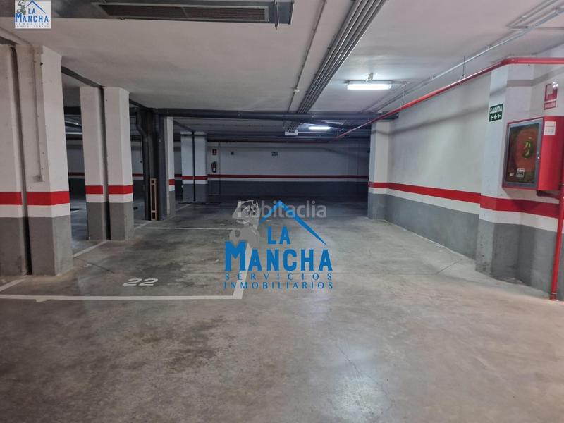 Foto 43da860c-7794-43c1-9e32-c5a1bb46ed63. Aparcament cotxe a Imaginalia - Llanos del Águila Albacete