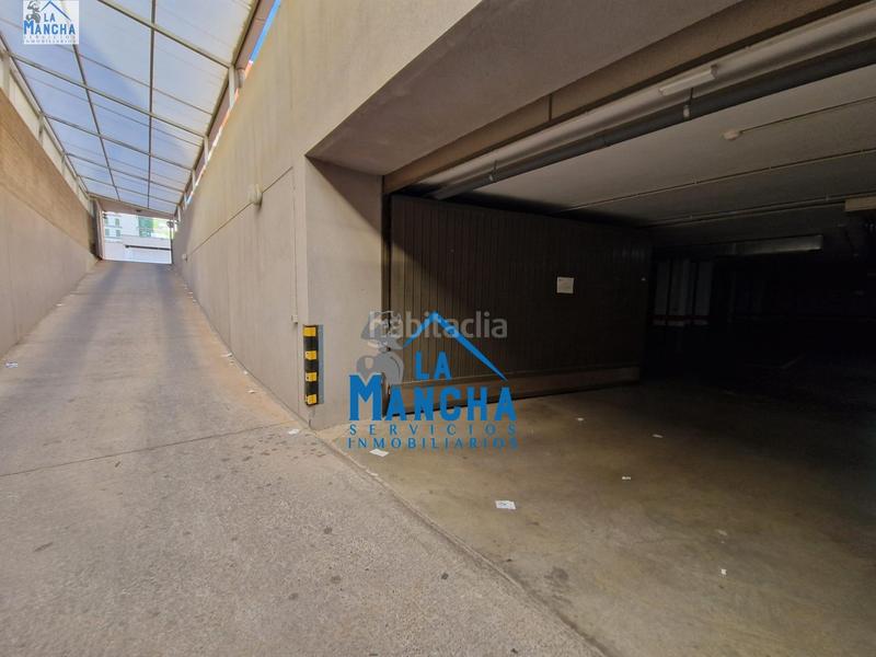 Foto ff863048-5f3f-40e7-8e47-358198891f46. Aparcament cotxe a Imaginalia - Llanos del Águila Albacete