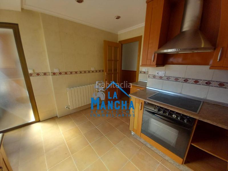 Foto 72b2614b-fd7a-47d1-892a-f11ad6214c46. Dúplex amb calefacció a San Pedro Albacete