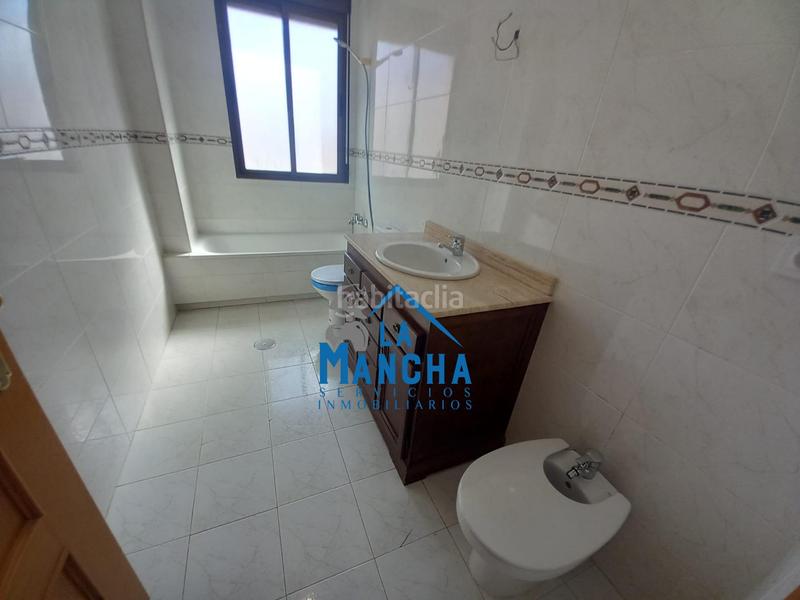Foto e618a827-28a2-4e39-87d0-8ab7a318d631. Dúplex amb calefacció a San Pedro Albacete