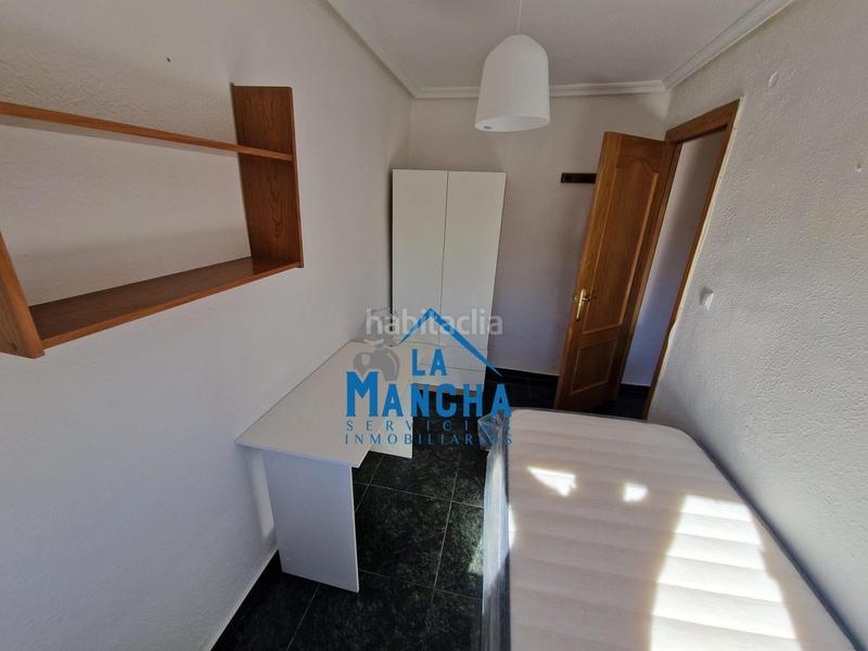 Foto 177b2b8f-4eb7-434c-9bdb-5b047106c59a. Alquiler piso inmobiliaria la mancha alquila piso en habitaciones compartidas zona hospital en Albacete