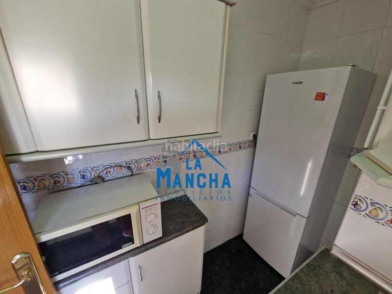 Foto 5821ca77-ab71-4e14-a90d-a933912acc84. Alquiler piso inmobiliaria la mancha alquila piso en habitaciones compartidas zona hospital en Albacete