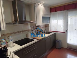 Planta baixa en Ensanche - Franciscanos. Inmobiliaria la mancha vende bajo en el centro de albacete.