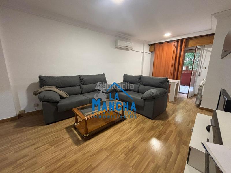 Foto 00d010b6-835a-4272-9ddc-0166973f7588. Appartamento con riscaldamento in Hospital Albacete