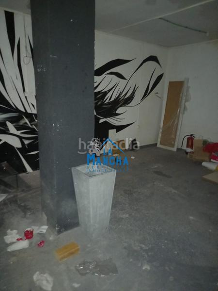 Foto 0ea92d1a-2094-44c4-8a1c-170956357975. Location local commercial dans Centro Albacete